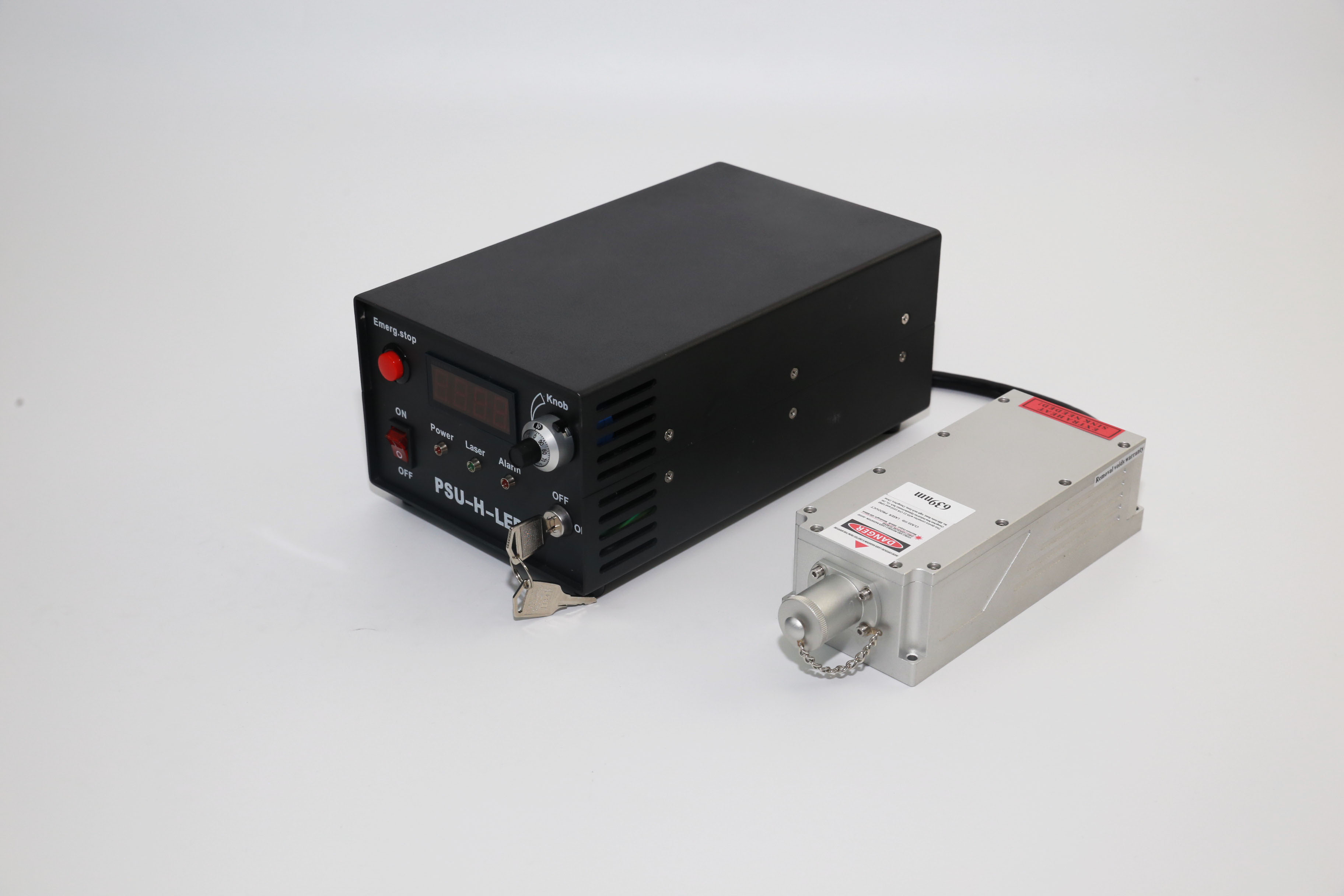 Single-frequency DPSS coherent source